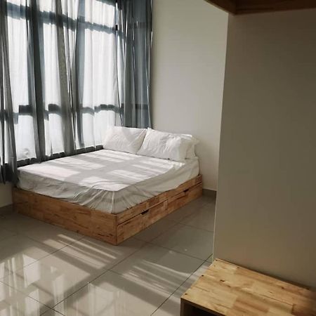 Aiyu Homestay, Conezion, Ioi Resort Putrajaya Exteriör bild