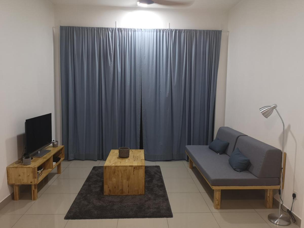 Aiyu Homestay, Conezion, Ioi Resort Putrajaya Exteriör bild